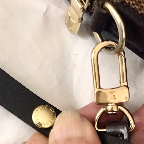 Louis Vuitton Pochette Ipanema Ebene Crossbody & waist Bag - Picture 13 of 13